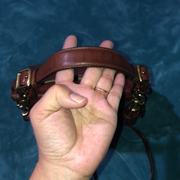 Coach Willis cognac color leather with gold hardware - Picture 7 of 13